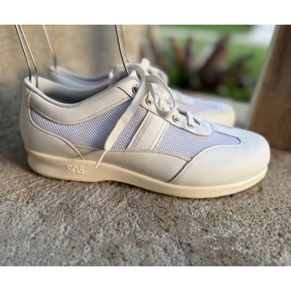 SAS FT Free Time Mesh Walking Shoes  White Leather Sneaker / Womens Size 10 N